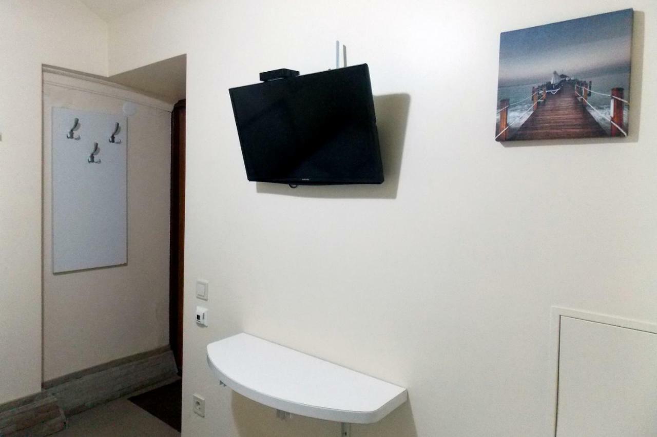 דירות לבוב Compact Studio In The City Center מראה חיצוני תמונה